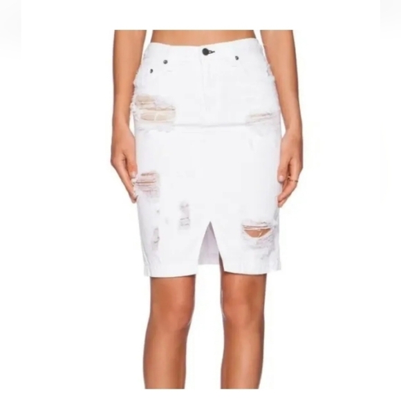 RAG & BONE DISTRESSED DESTROYED SHRED WHITE DENIM SKIRT WOMEN SIZE 25 ROCKER - Picture 1 of 13